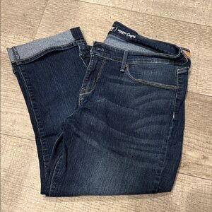 Levi's Women's Dark Blue Capris